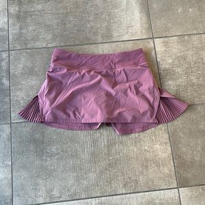 Lululemon play off the pleats skirt size 6